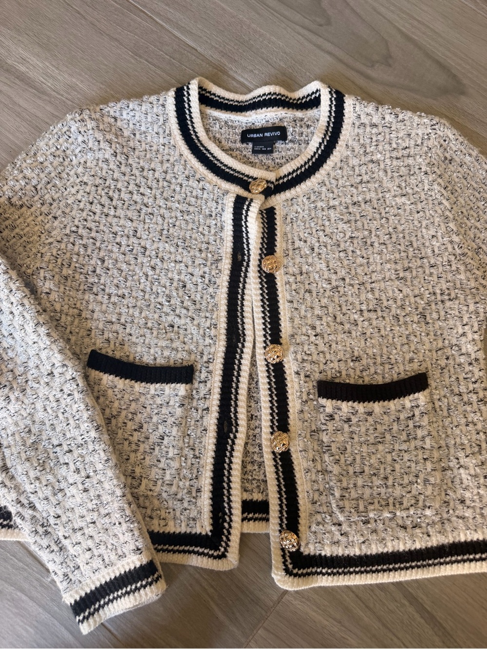 Urban Revivo Black Cream Tweed Cropped Cardigan Jacket US 4 Gold Buttons